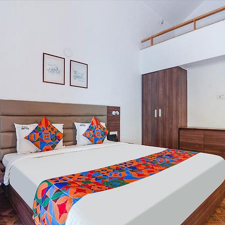Fabexpress Le Aham Boutique - Auroville Beach - 600M Puducherry Eksteriør billede