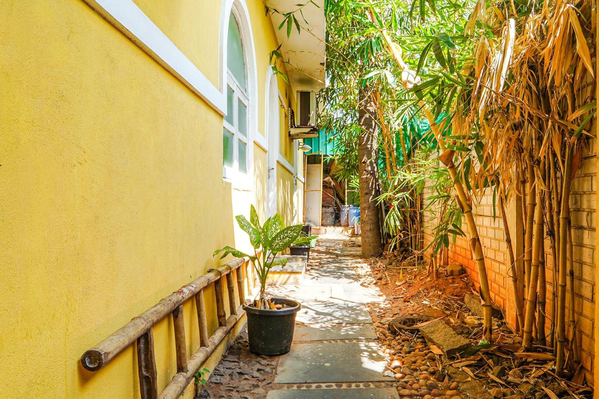 Fabexpress Le Aham Boutique - Auroville Beach - 600M Puducherry Eksteriør billede